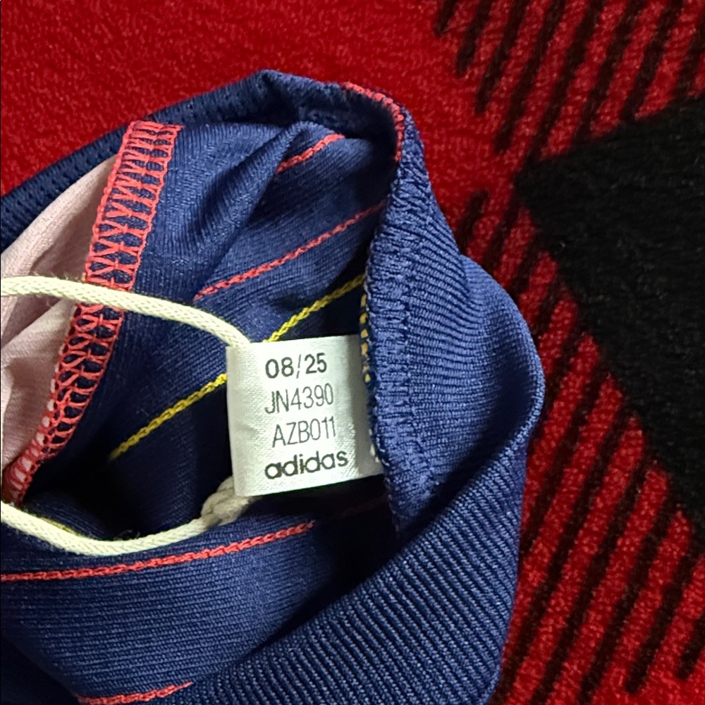 Spain 🇪🇸 #19 Lamine Yamal 2026 FIFA World Cup Adidas Home Jersey - Picture 11 of 11